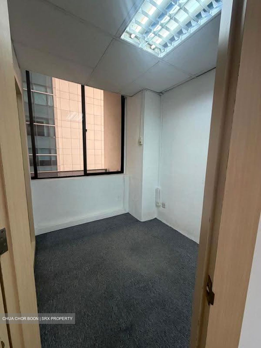 International Plaza (D2), Office #618747111